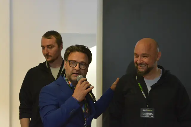 Wirtschaftsreferent der Stadt Wörgl Andreas Deutsch bedankt sich für die Zusammenarbeit und erwähnt wie wichtig diese Eröffnung für die Stadtgemeinde Wörgl ist. | Foto: MeinBezirk