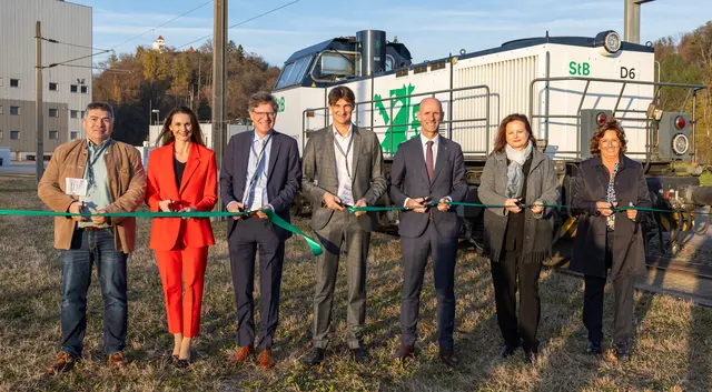 Die feierliche Eröffnung fand am Standort in Fernitz-Mellach im Beisein von zahlreichen Ehrengästen statt. | Foto: ACstyria Mobilitätscluster