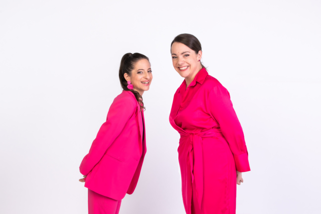 Die Kernölamazonen präsentierten ihr Jubiläumsprogramm „Liebe und Kernöl“ im VAZ Pinggau. | Foto: Monika Fellner