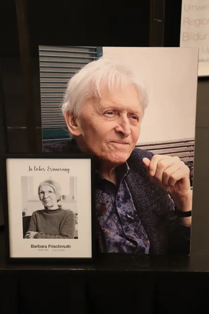 Zum 15. Mal wurde der von Saubermacher-Gründer Hans Roth gestiftete Literaturpreis in Erinnerung an den Schriftsteller und Philosophen Alfred Kolleritsch († 2020) und der langjährigen Jurorin Barbara Frischmuth († 2025) verliehen.  | Foto: Edith Ertl