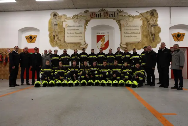 Eine Kameradin und 19 Kameraden der FF Veitsch-Ort legten die Technische Hilfeleistungsprüfung (THLP) in
den Leistungsstufen Bronze, Silber und Gold erfolgreich ab. | Foto: FF Veitsch