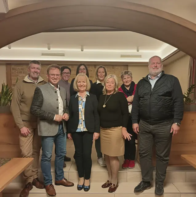 Der Vorstand des Vereins Freiensteiner Volkskultur wurde bei der Jahreshauptversammlung wiedergewählt.  | Foto: Gottfried Hubmann