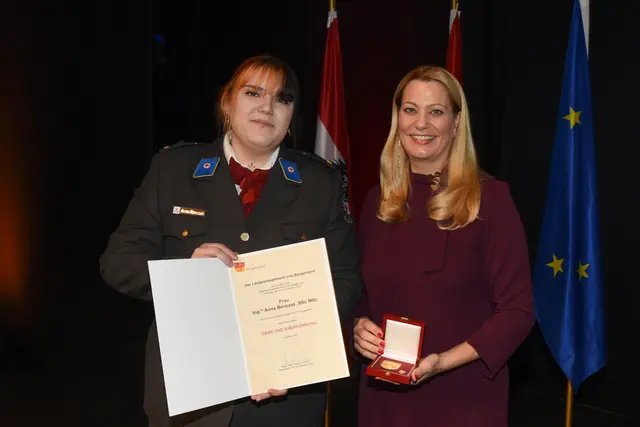 Dank und Anerkennung für Anna Benczak. | Foto: Landesmedienservice Burgenland / Hafner