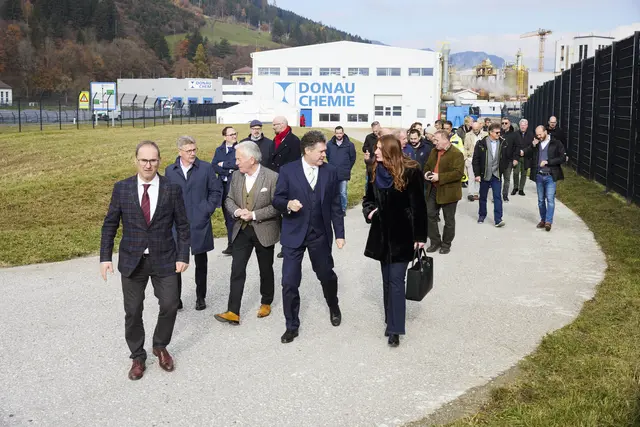 Zahlreiche Gäste folgten der Einladung zur Eröffnung. | Foto: Donau Chemie