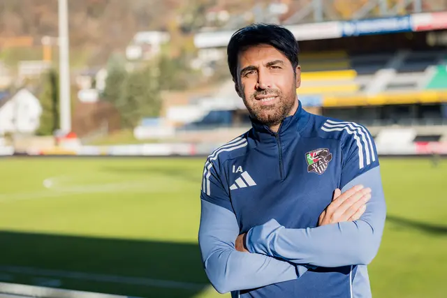 Ismail Atalan in "seinem" neuen Stadion, der Lavanttal-Arena in Wolfsberg. | Foto: GEPA pictures