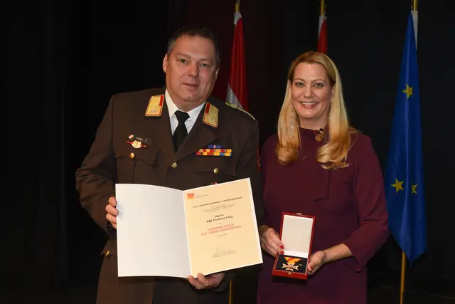 Verdienstkreuz für Thomas Frey | Foto: Landesmedienservice Burgenland / Hafner