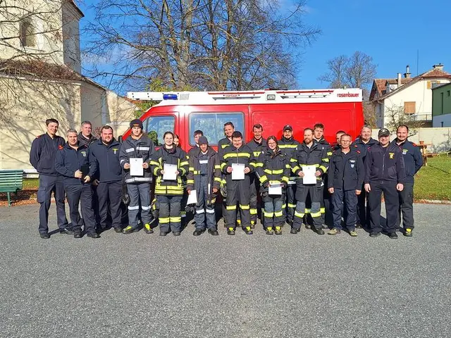 Im Feuerwehrhaus Horn absolvierten insgesamt 32 Feuerwehrmitglieder des Bezirkes Horn erfolgreich das Modul „Abschluss Truppmann“. | Foto: Andreas Kloiber