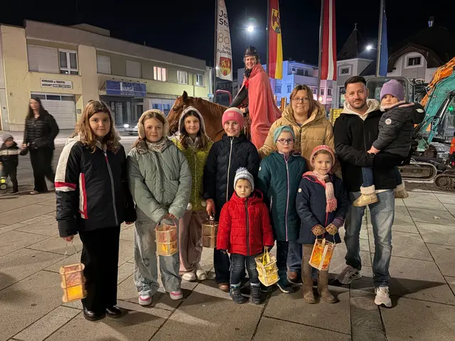 Strahlende Kinder zogen mit ihren Laternen durch die Straßen von Oberpullendorf. | Foto: Eva Maria Kneisz