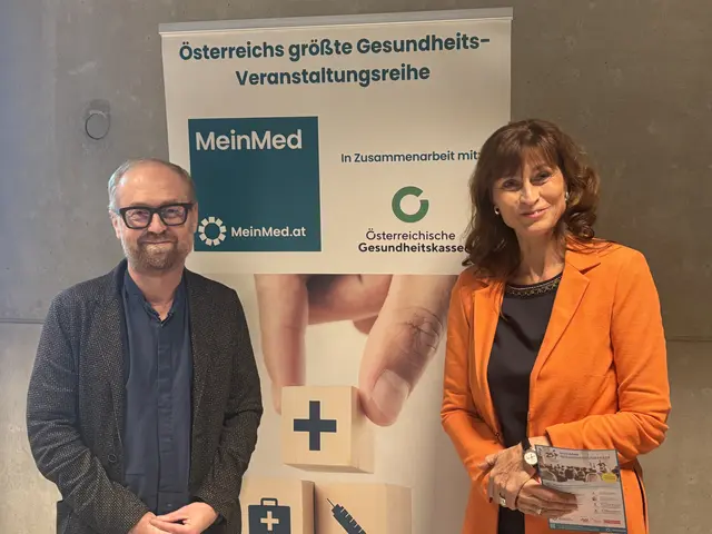 Oberarzt Andreas Kaindlstorfer und Moderatorin Christine Radmayr. | Foto: Foto: Mein Bezirk/M. Leitner