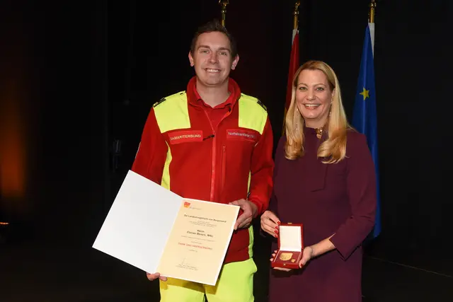Dank und Anerkennung für Florian Bencic. | Foto: Landesmedienservice Burgenland / Hafner