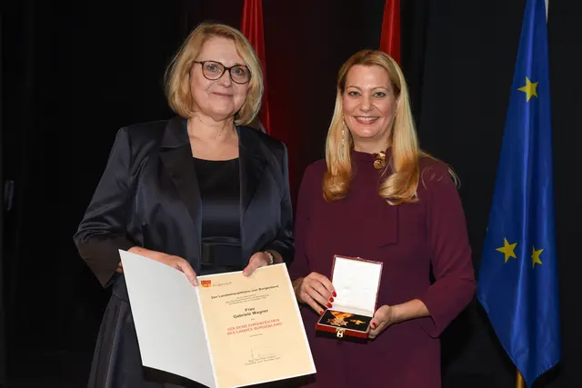  Goldenes Ehrenzeichen für Gabriele Wagner | Foto: Landesmedienservice Burgenland / Hafner