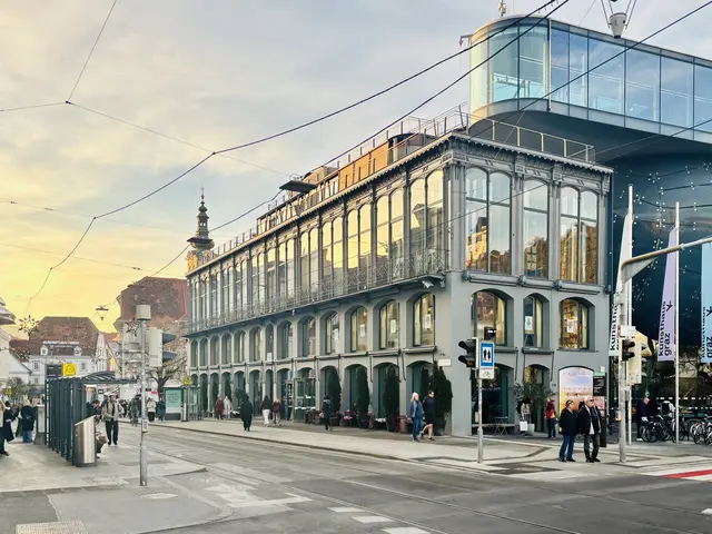 Der Bau wurde im Laufe der Zeit immer wieder verändert und schließlich in das 2003 eröffnete Kunsthaus integriert. | Foto: MeinBezirk/Andreas Strick