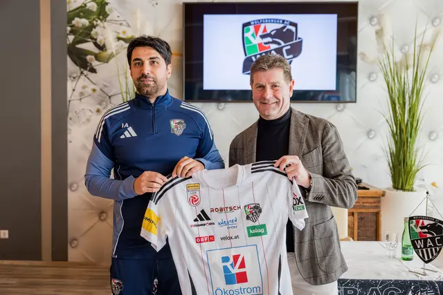 Trainerpräsentation beim Wolfsberger AC: Ismail Atalan mit Präsident Dietmar Riegler. | Foto: GEPA  pictures