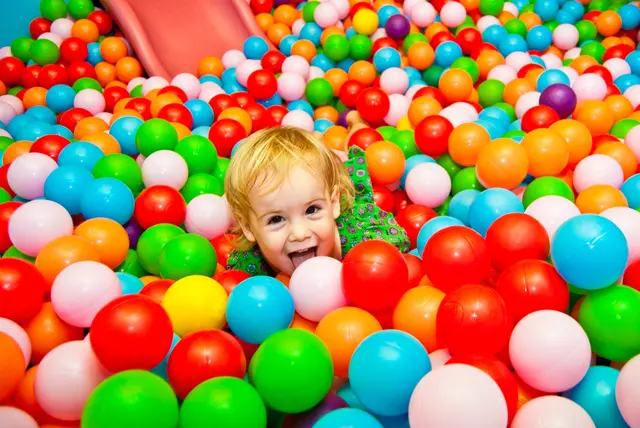 Viel Spaß können Kinder in solchen Indoor-Spielräumen erleben. (Symbolfoto) | Foto: flower_lilia/Panthermedia