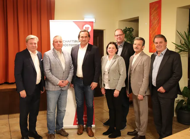 Abgeordneter zum Nationalrat WBNÖ Direktor Harald Servus, Hermann Eschbacher, Bezirksgruppenobmann Christian Bauer, Margit Andert, Günther Mörth, Johann Figl, WKNÖ Präsident WBNÖ Landesgruppenobmann Wolfgang Ecker. | Foto: WBNÖ