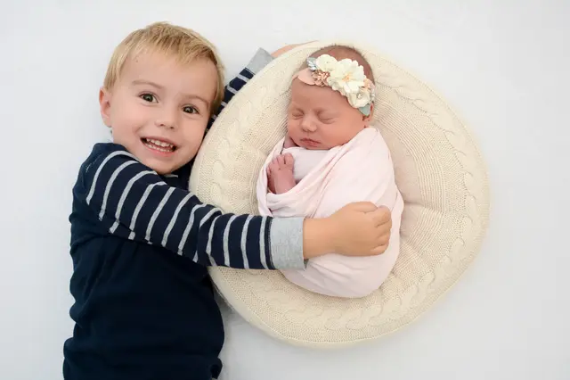Name: Marie
Geburtsdatum: 16.10.2025
Gewicht: 3.430 g
Größe: 50 cm
Eltern: Doris und Patrick Hörtner aus St. Lorenzen im Mürztal | Foto: Babysmile