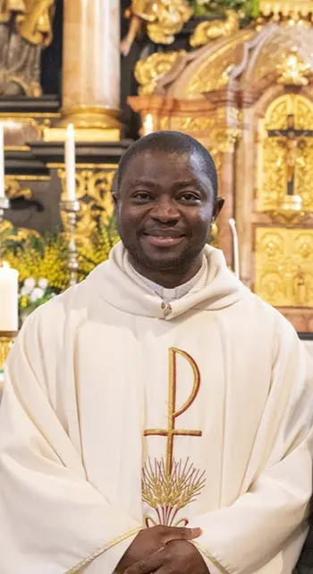 Samuel Ogwudile ist Pfarradministrator in der Pfarre Ohlsdorf.
 | Foto: Pfarre Ohlsdorf