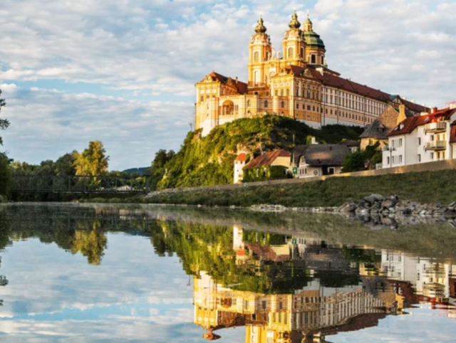Das Stift Melk steht sinnbildlich für den ganzen Bezirk. | Foto: Liebert