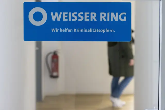 Im Rahmen des Projekts sollen die Betroffenen des Amokattentats in Graz unterstützt werden, damit diese ihre Opferrechte nach dem Verbrechensopfergesetz (VOG) wahrnehmen können | Foto: Helmut Fricke/dpa/picturedesk.com