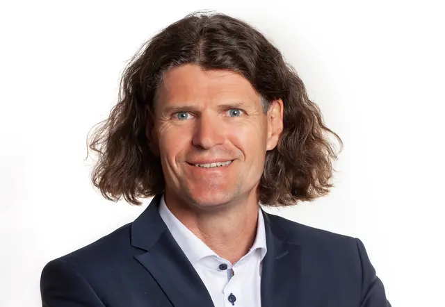 Michael Posselt, Obmann der Fachgruppe der Finanzdienstleister in der Tiroler Wirtschaftskammer - Die Fachgruppe der Finanzdienstleister in der WK Tirol stellt klar heraus, wie wichtig Richtlinien für die Finanzierung und Förderung energieeffizienter Bauvorhaben sind.
 | Foto:  WK Tirol/ Die Fotografen 