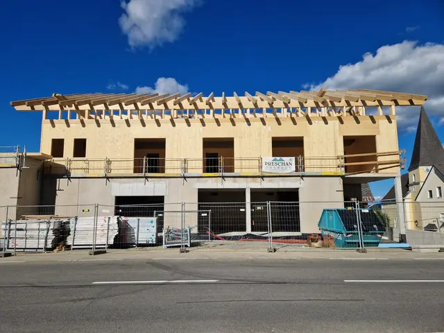 So sieht das neue Gebäude derzeit aus. | Foto: Gemeinde Hirschegg-Pack