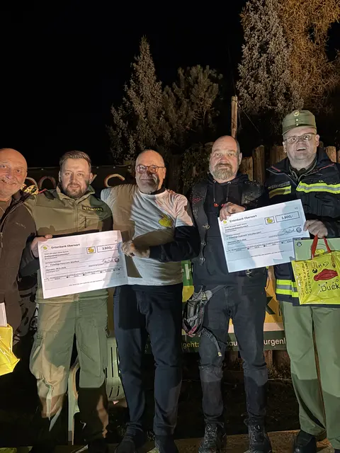 Spendenübergabe an die Feuerwehren aus Wiesfleck und Schreibersdorf. | Foto: Mad Dog's MC Austria