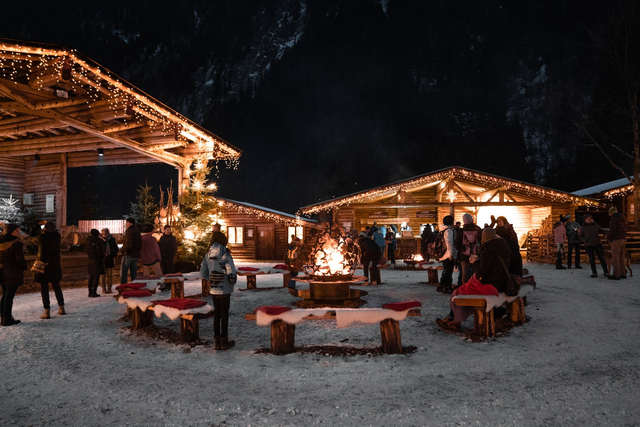 Die Weihnachtsmärkte und Adventveranstaltungen des Zillertals bescheren gemeinsame. besinnliche Stunden in der stillen Jahreszeit.
 | Foto: Zillertal Tourismus / Christoph Johann