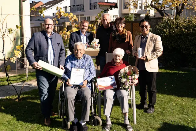 Große Ehrung für das Ehepaar Derbic. | Foto: Gemeinde D.-Wagram