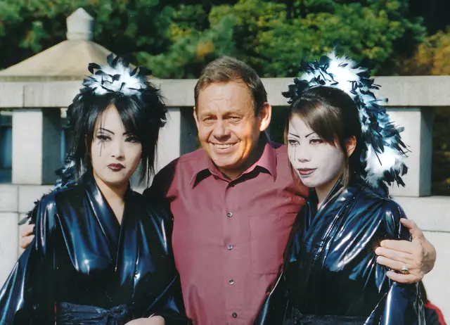 Nette Girl`s in Tokio | Foto: Herbert Schleich