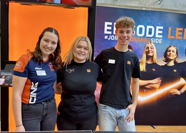 Sophie Fenn, Michelle Ertl und Elias Haas, Firma KTM | Foto: MeinBezirk/Barbara Ebner