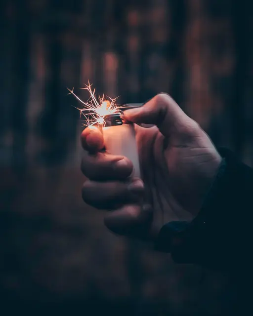 Explosion beim Versuch, Böller herzustellen. Der Bereich wurde großräumig abgesperrt. (Symbolbild) | Foto: John Noonan/Unsplash