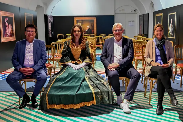 (v.l.) Schloss-Geschäftsführer Erwin Windisch, die „Fürstin“, Bürgermeister Thomas Steiner und Pia Friedrich-Mersich, Leiterin der Kunstvermittlung. | Foto: Eisenstadt