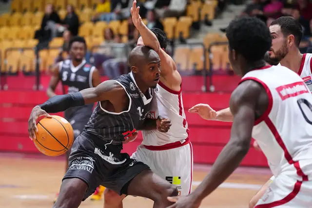 Spannende Zweikämpfe sind wieder garantiert, wenn Andrew Jones auf dem Parkett steht. | Foto: Basketball Austria/M.Tobisch