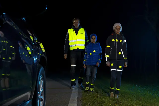 Sichtbar in der dunklen Jahreszeit unterwegs: Reflektierende Elemente erhöhen die Sicherheit im Straßenverkehr. | Foto: ÖAMTC/Zahradnik
