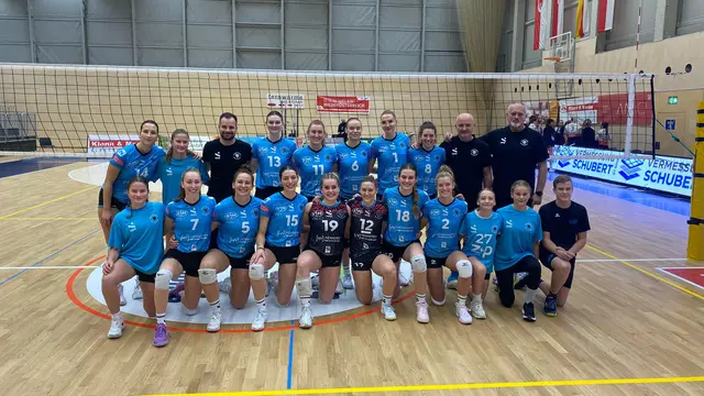 Die Panthers-Damen kämpften tapfer, mussten sich den Erzbergmadln aber geschlagen geben. | Foto: privat