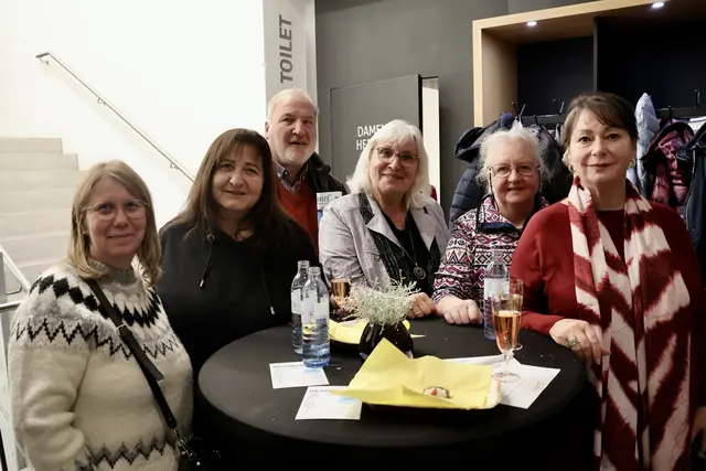 Die WhatsApp-Gruppe verabredet sich gemeinsam zum Gesundheitstalk. | Foto: Schauer