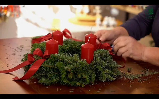 In den steirischen Haushalten ist der Adventkranz ein fixer Bestandteil der Vorweihnachtszeit. Mit der Advent-Challenge 2025 verkürzen wir gemeinsam das Warten aufs Weihnachtsfest. | Foto: Volkskultur Steiermark