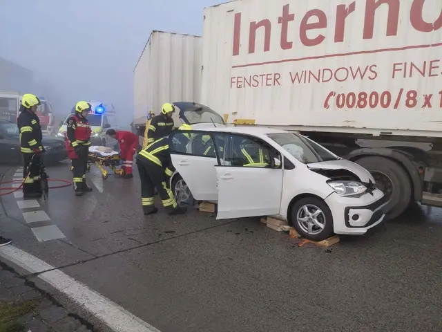 Die Kameraden der FF St. Martin befreiten eine eingeschlossene Person.