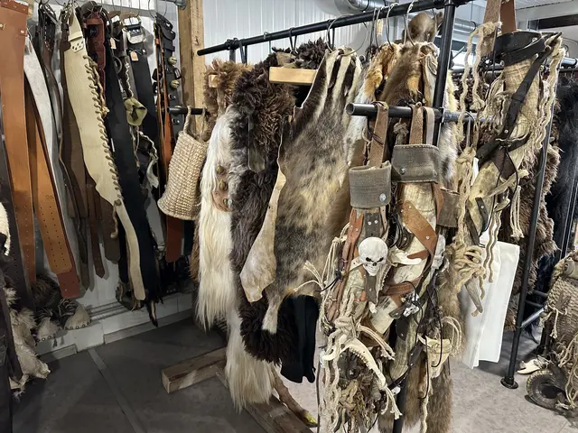 In seinem Shop in Selzthal bietet er alles rund um den Krampusbrauch an. | Foto: MeinBezirk/Christoph Schneeberger