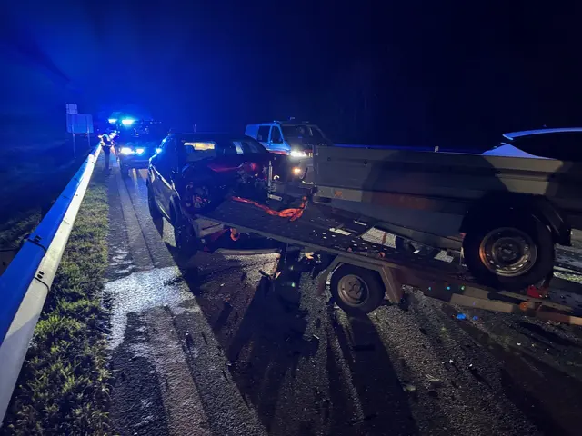 Beim Unfall auf der S4 wurde mindestens eine Person verletzt. | Foto: Feuerwehr Mattersburg