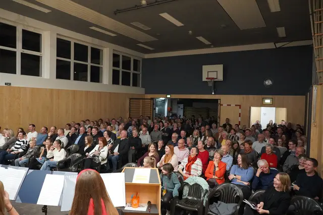 Das Publikum hatte offenbar bei der Moderation von Johannes Lehner einiges zu lachen