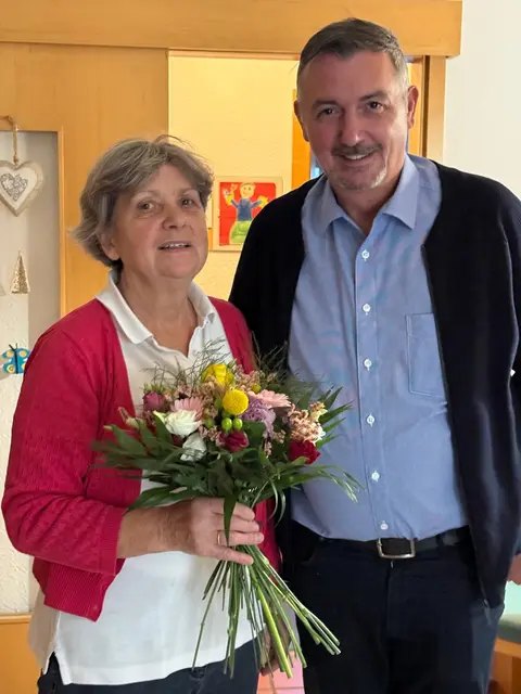 Elisabeth Schermann feierte ihren 70er im Widum.  | Foto: Gemeinde