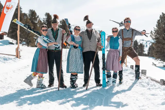 Das Lederhosen Wedel Finale beschließt die Wintersaison in der Zillertal Arena.
 | Foto: Zillertal Arena