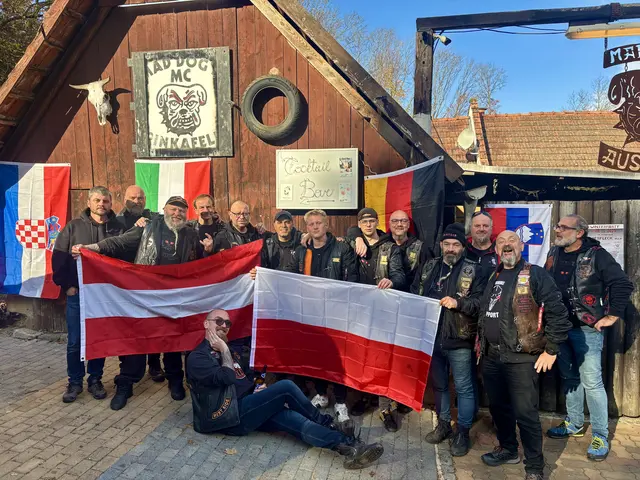 Internationale Biker-Gäste waren in Wiesfleck zugegen. | Foto: Mad Dog's MC Austria