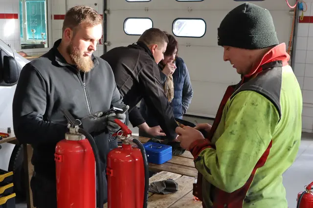 Marcel Fitzinger und Kilian Wernig führten die Begutachtung durch | Foto: Gerhard Langmann