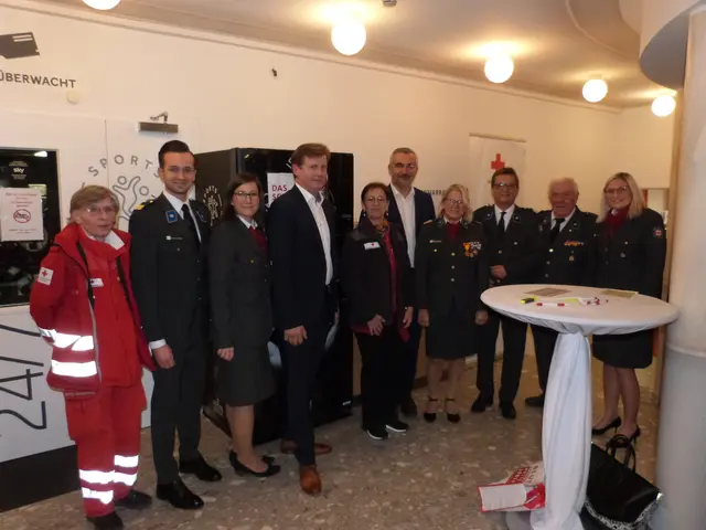 Bürgermeister Johann Heisz richtete sich an die Anwesenden: "Der Abend gehört ganz euch, liebe Blutspenderinnen und Blutspender und das ist auch gut so!“ | Foto: Vanessa Wittmann
