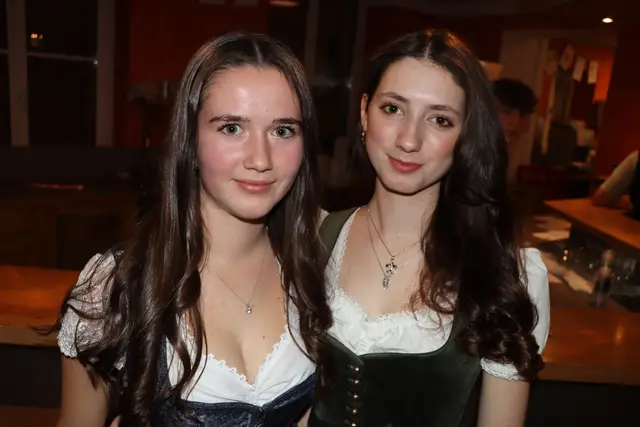 Marie Bürger und Ronja Schafer | Foto: Christopher Polesnig