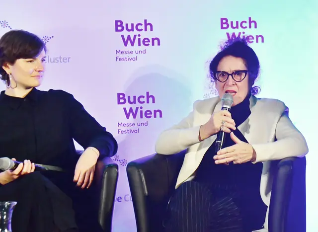 Elisabeth Schweeger (re)