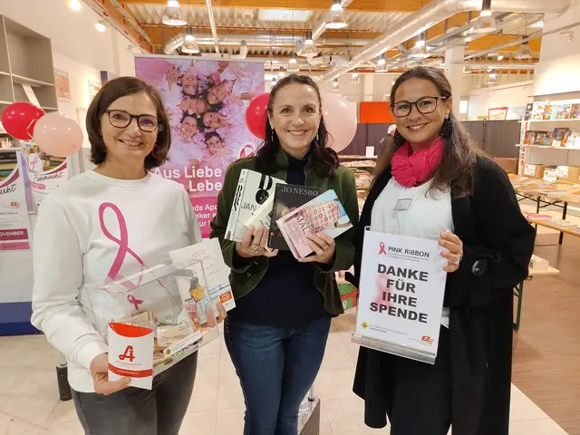 Assistentin der Geschäftsführung der Krebshilfe Burgenland, Maria Zachs, mit Zentrumsleitung, Doris Serdar, und Susanne Tader freuten sich über zahlreiche Spenden. 