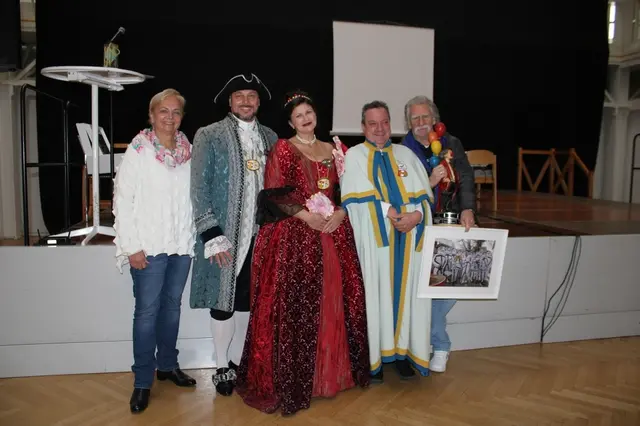 Andrea Kö mit dem Prinzenpaar Martin I, Angelika II und Martin Sommerbauer sowie Herbert Tabery | Foto: mc